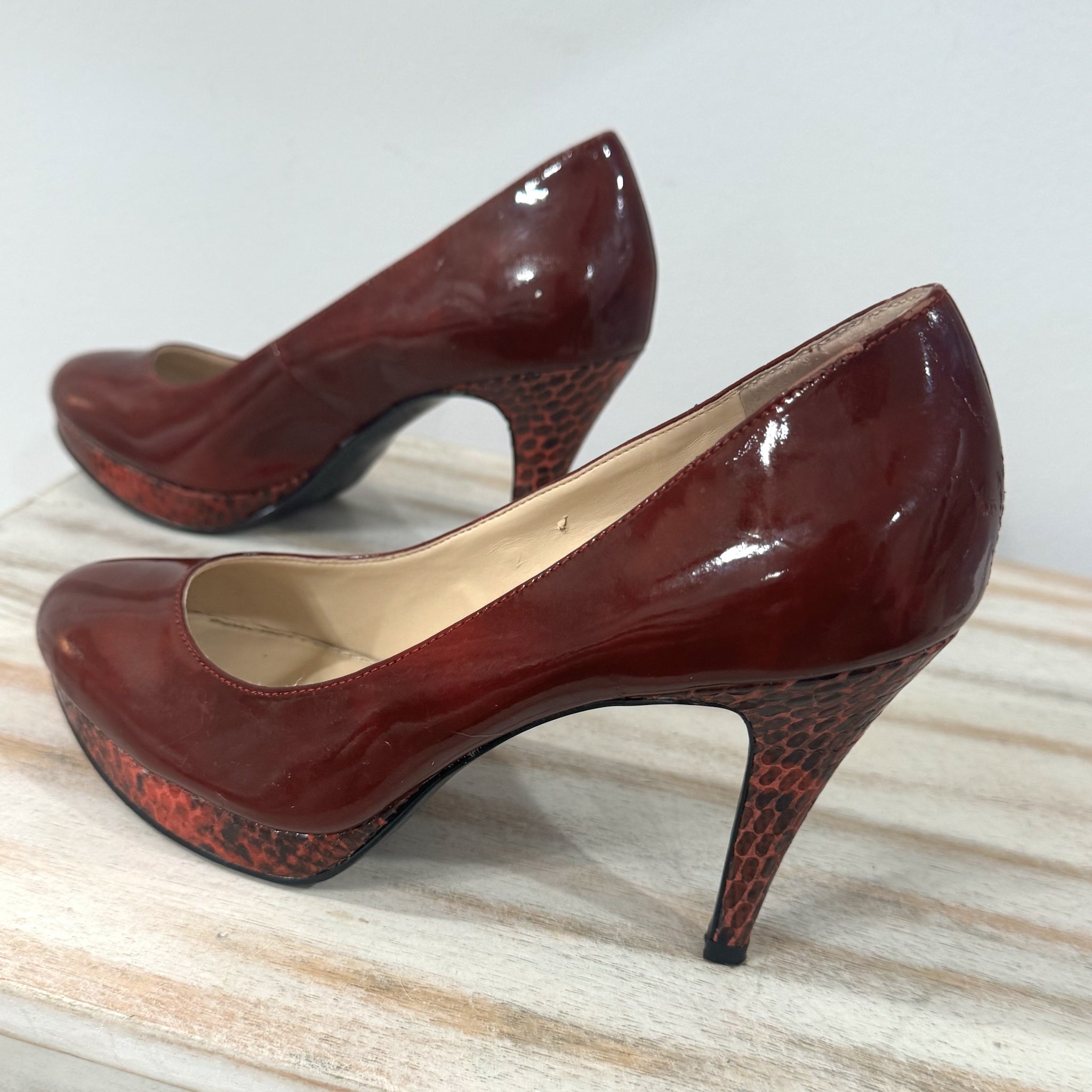 Enzo Angiolini High Heels Women’s Merlot Snake Skin Vegan Patent Leather Sz 6
