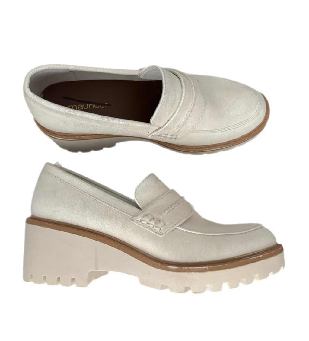 Maurices SuperCush Sydney Loafers Preppy 90s Style Vegan Leather in Cream Sz 6