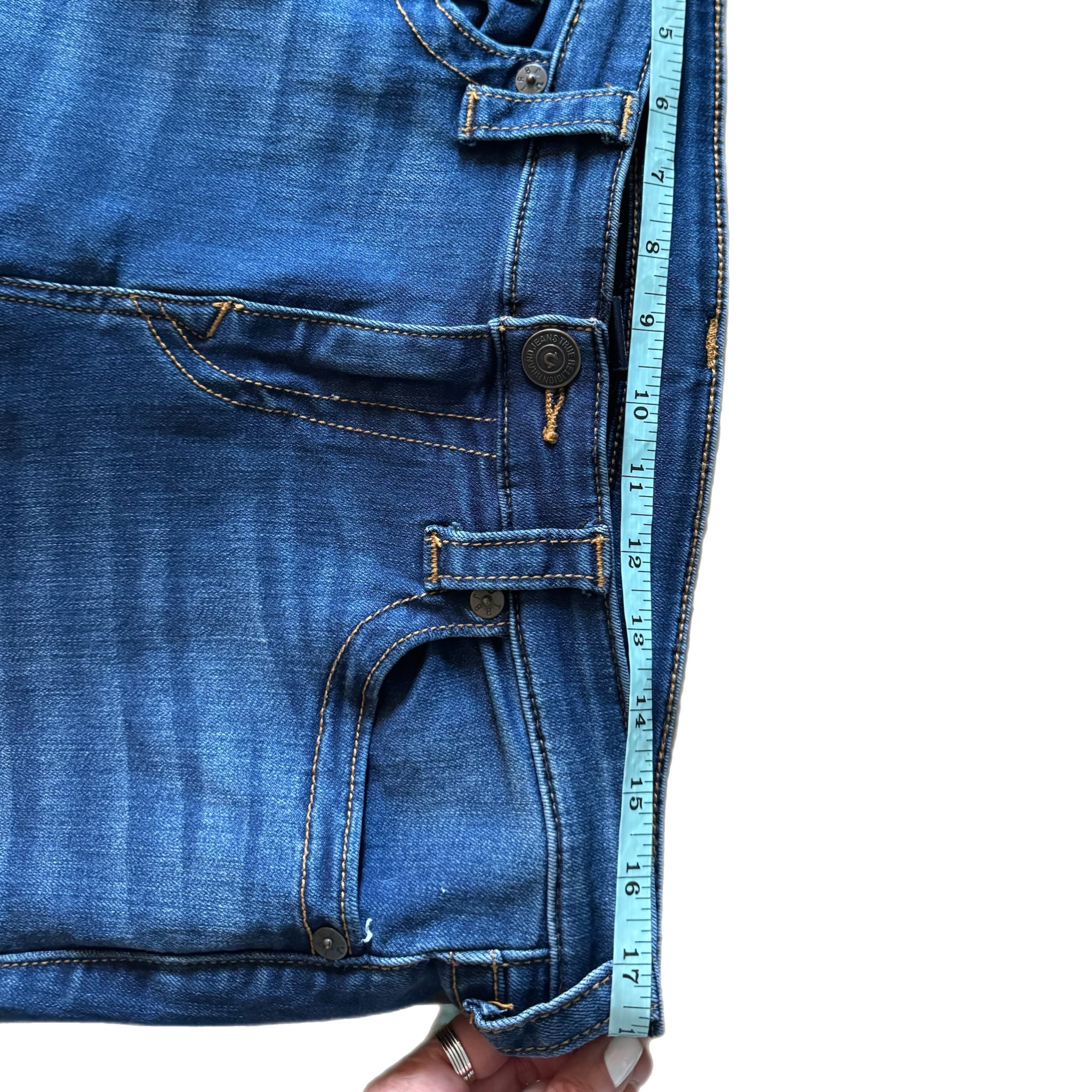 TRUE RELIGION Women’s Billie Straight Jeans Sz 34 Mid Rise 33.5” Inseam Slimming