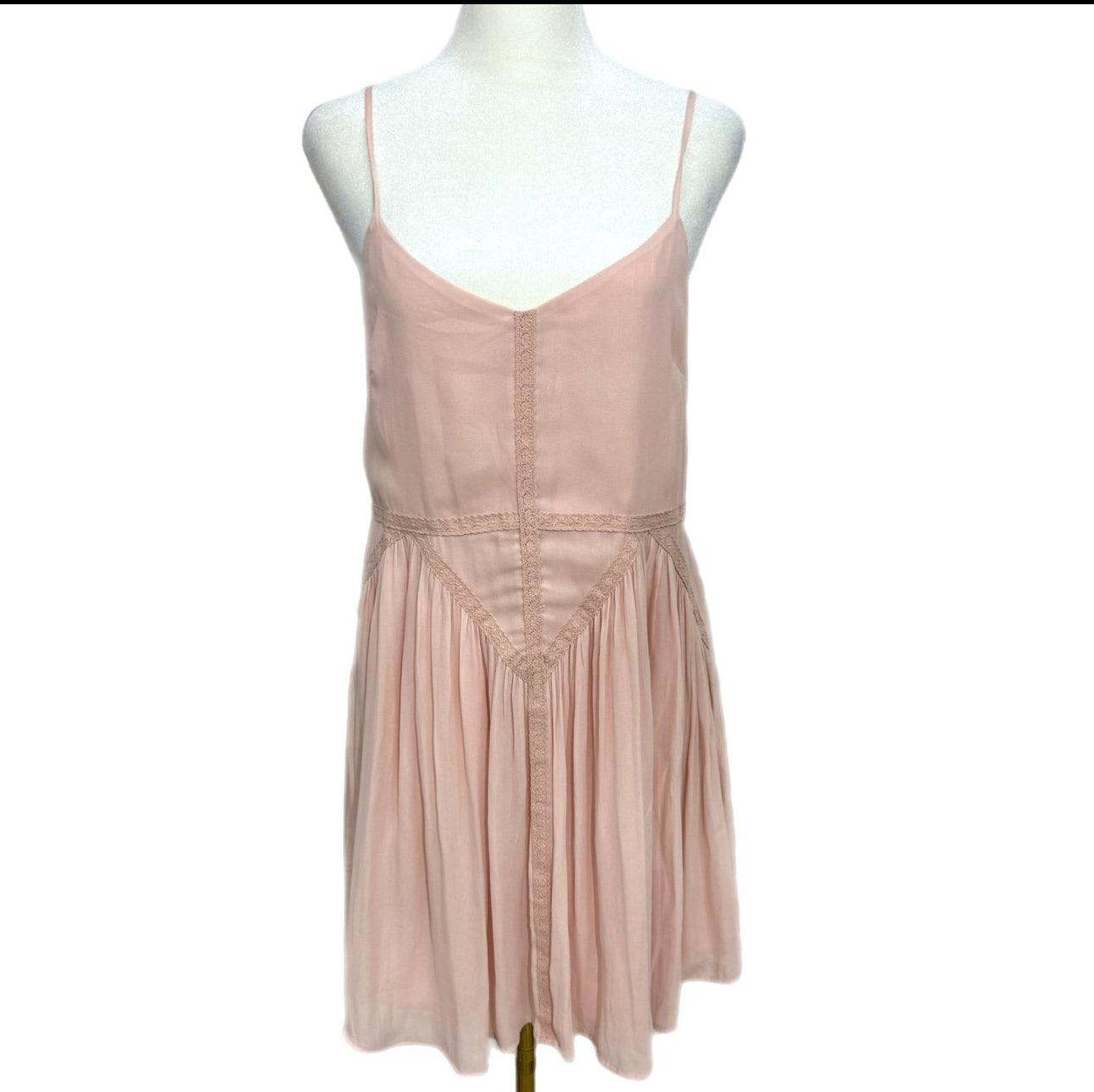 Forever 21 Women’s Lt Pink Cami Dress Whimsical Chiffon Embroidered Mini NWT Sz M