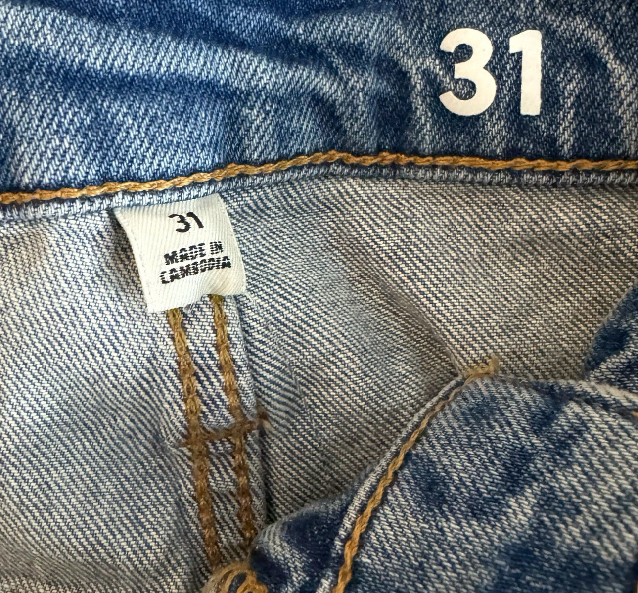 NWT J. Crew Women’s Slim Boyfriend Jeans Straight Leg Light Wash Denim Sz 31