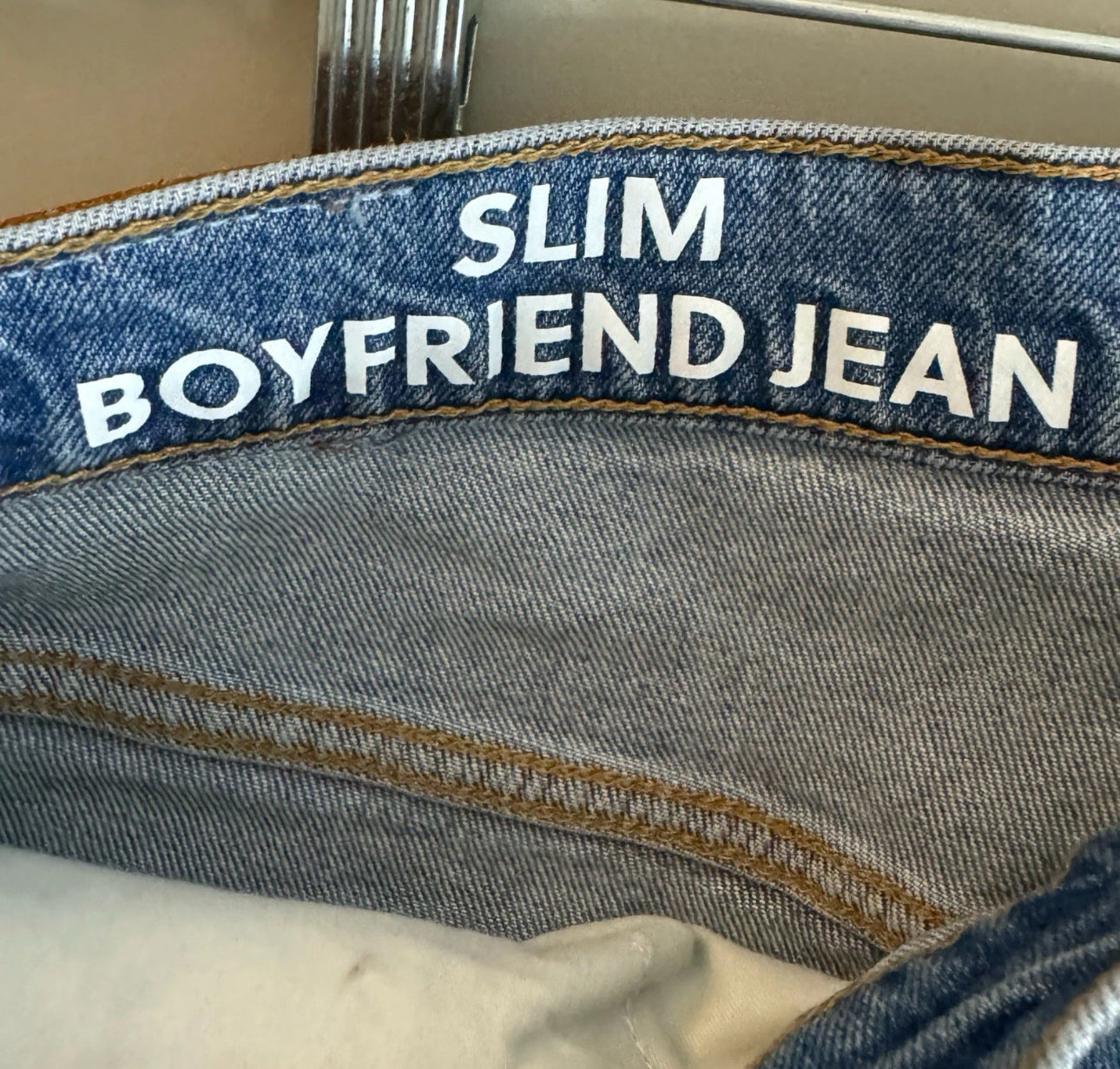 NWT J. Crew Women’s Slim Boyfriend Jeans Straight Leg Light Wash Denim Sz 31