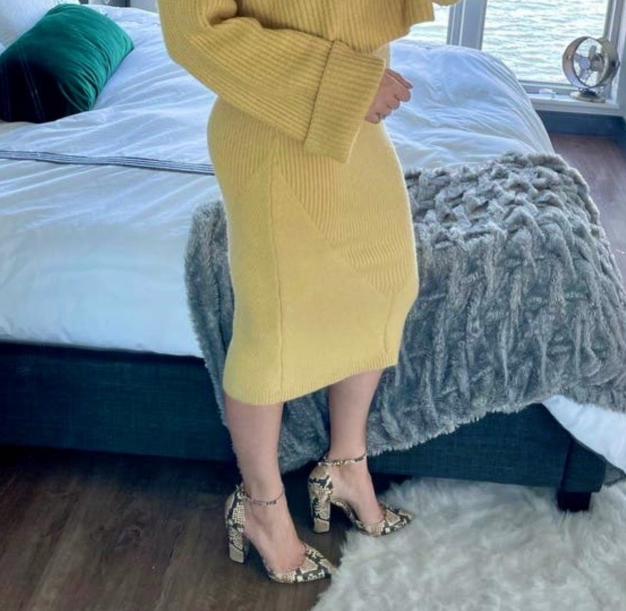 Sweet Baby Jamie Designer Skirt Yellow Knit Midi Pencil High Rise Sz M MSRP $220