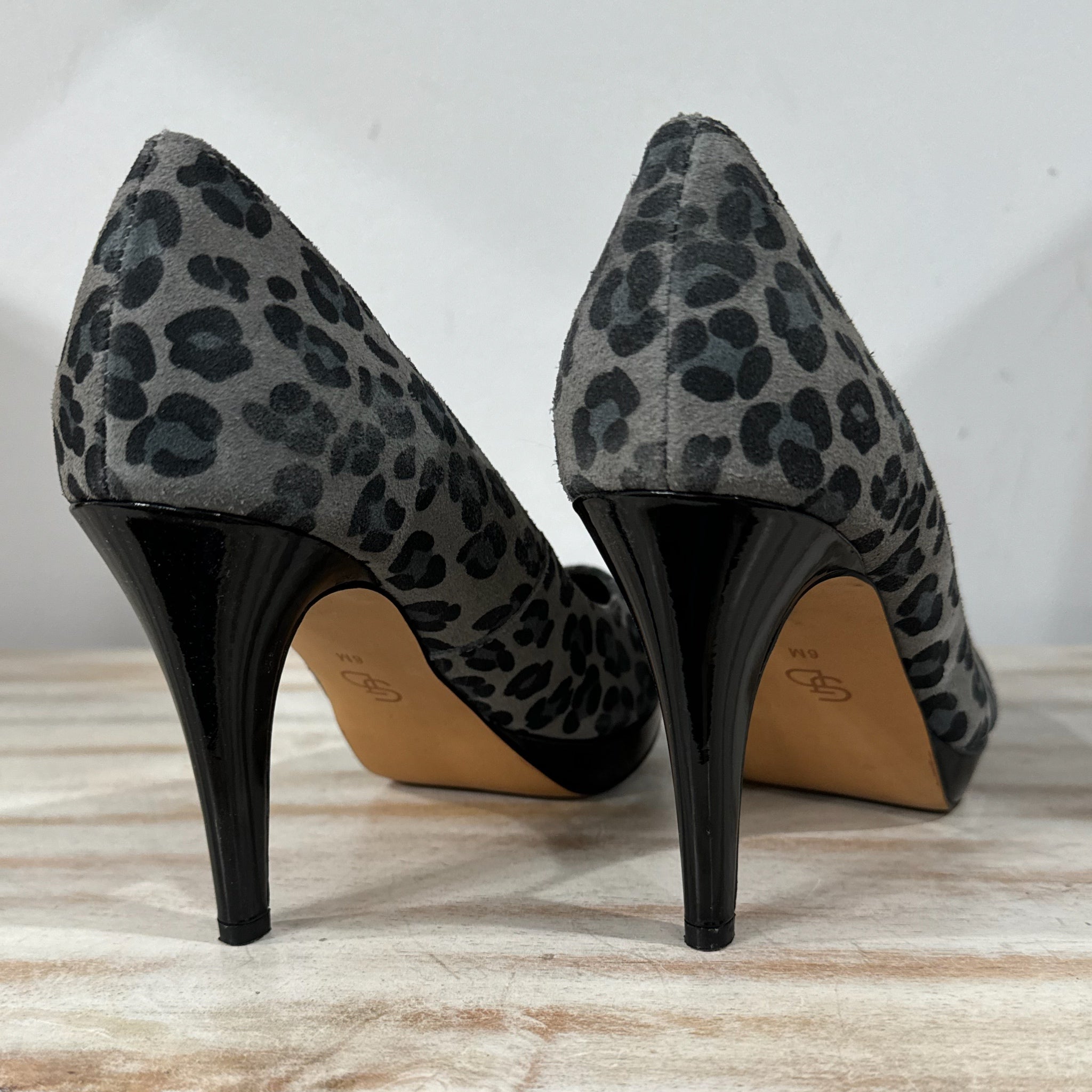 Circa Joan & David Leopard Print Genuine Leather Platform Heels Women’s Sz 6