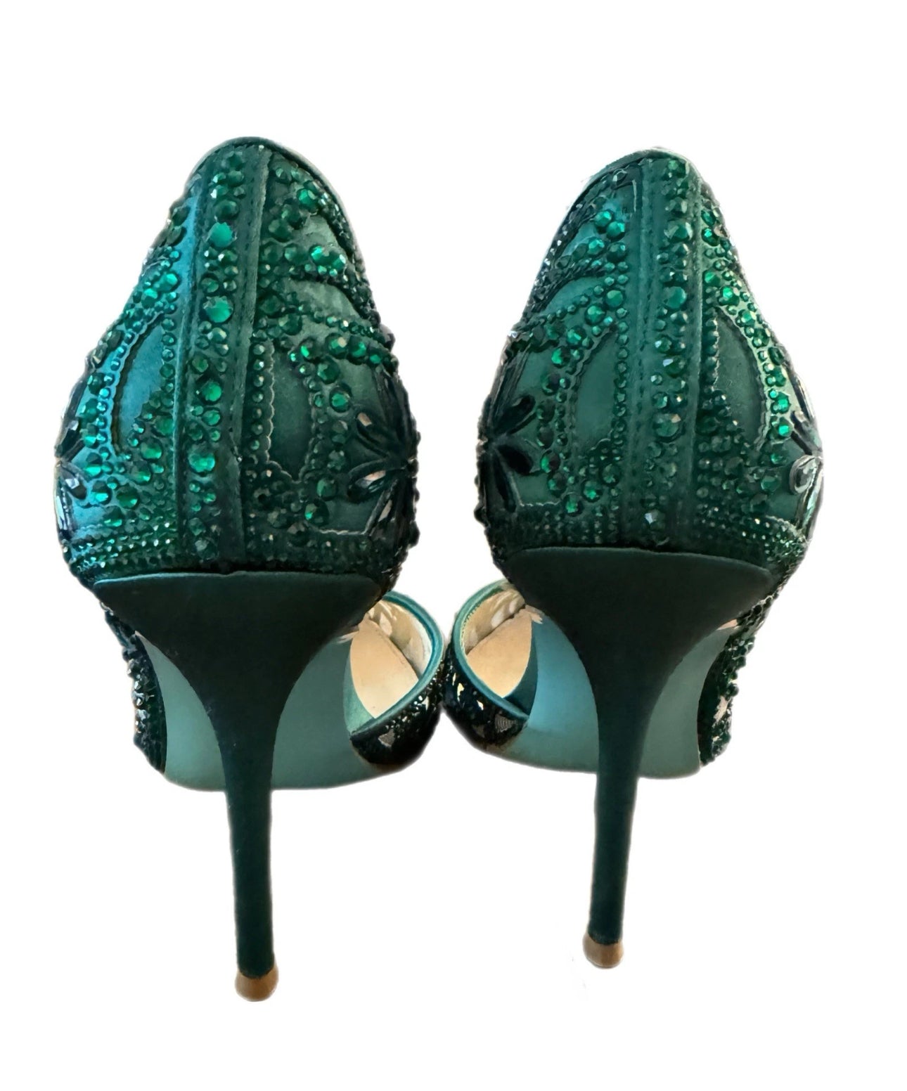 Betsey Johnson Blue Bottom Green Crystal Beaded d’Orsay Pumps Showstopper Heels Sz 8.5