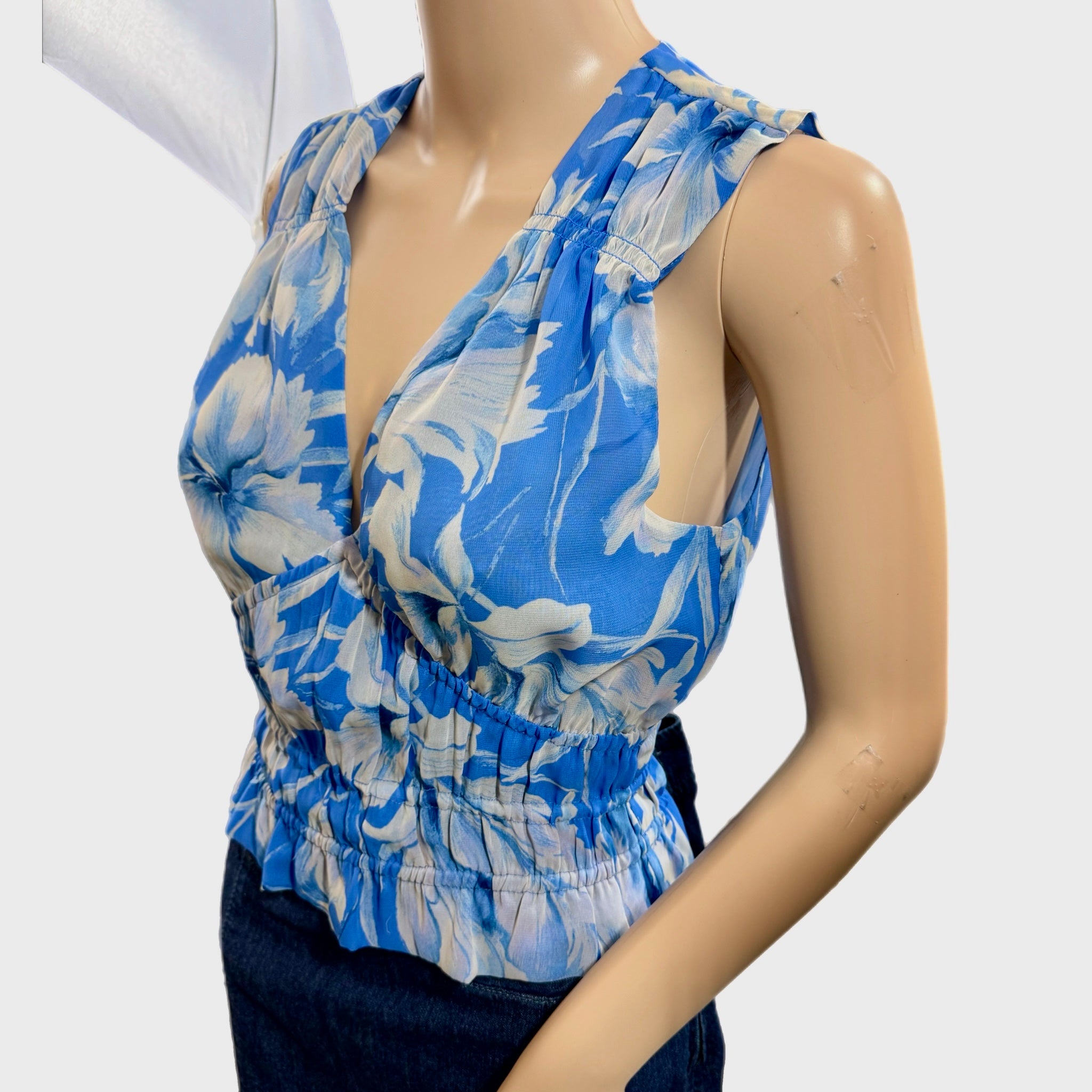 Steve Madden Blue Floral Smocked Crop Top Sleeveless Ruched Blouse Sz XS