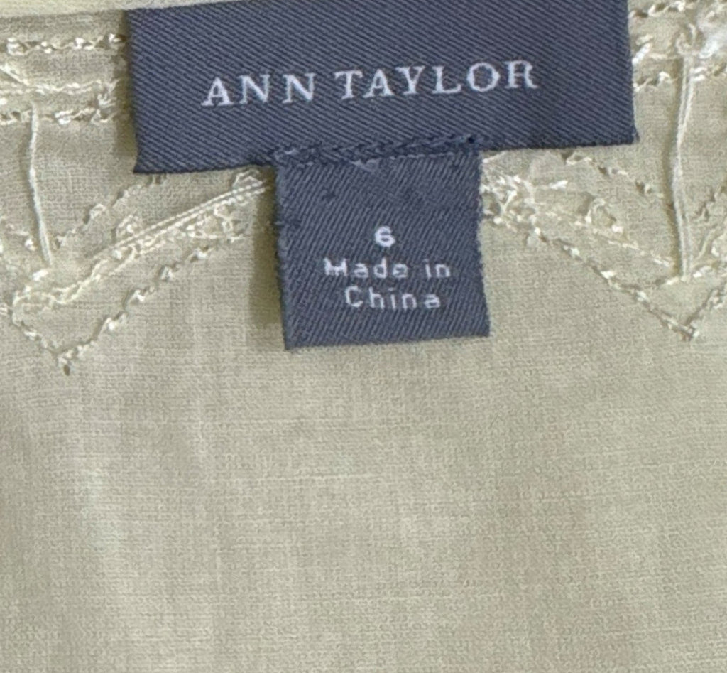 Ann Taylor Blouse Women’s Light Yellow Embroidered Top Semi Sheer V Neck Sz 6