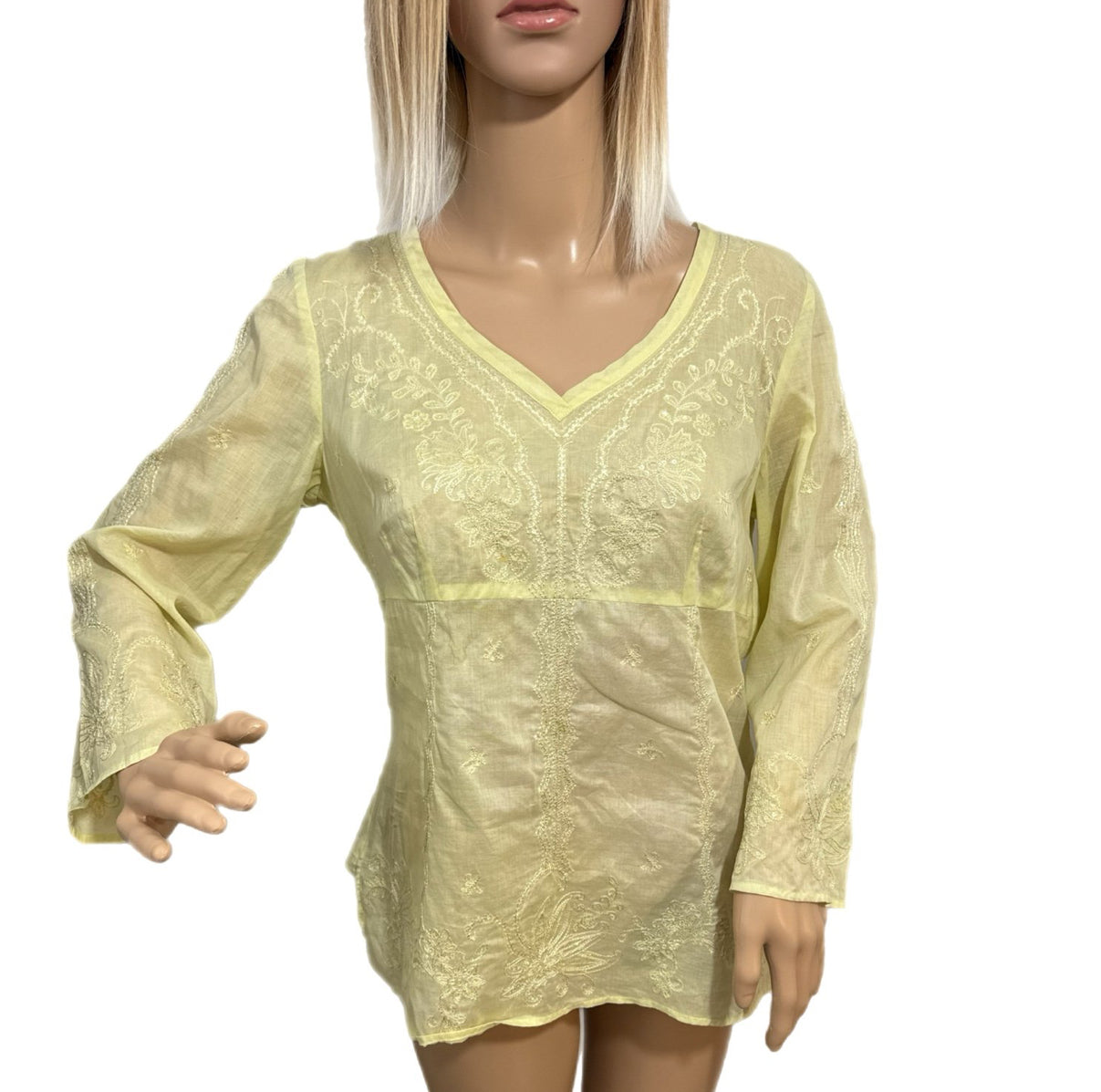 Ann Taylor Blouse Women’s Light Yellow Embroidered Top Semi Sheer V Neck Sz 6