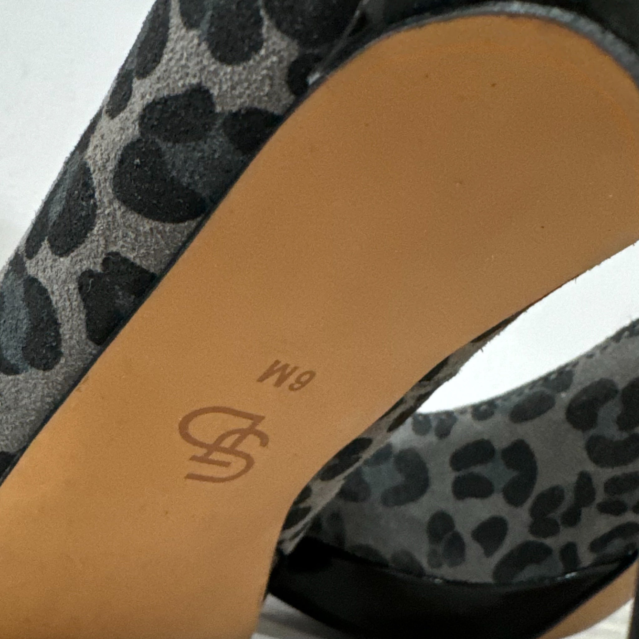 Circa Joan & David Leopard Print Genuine Leather Platform Heels Women’s Sz 6