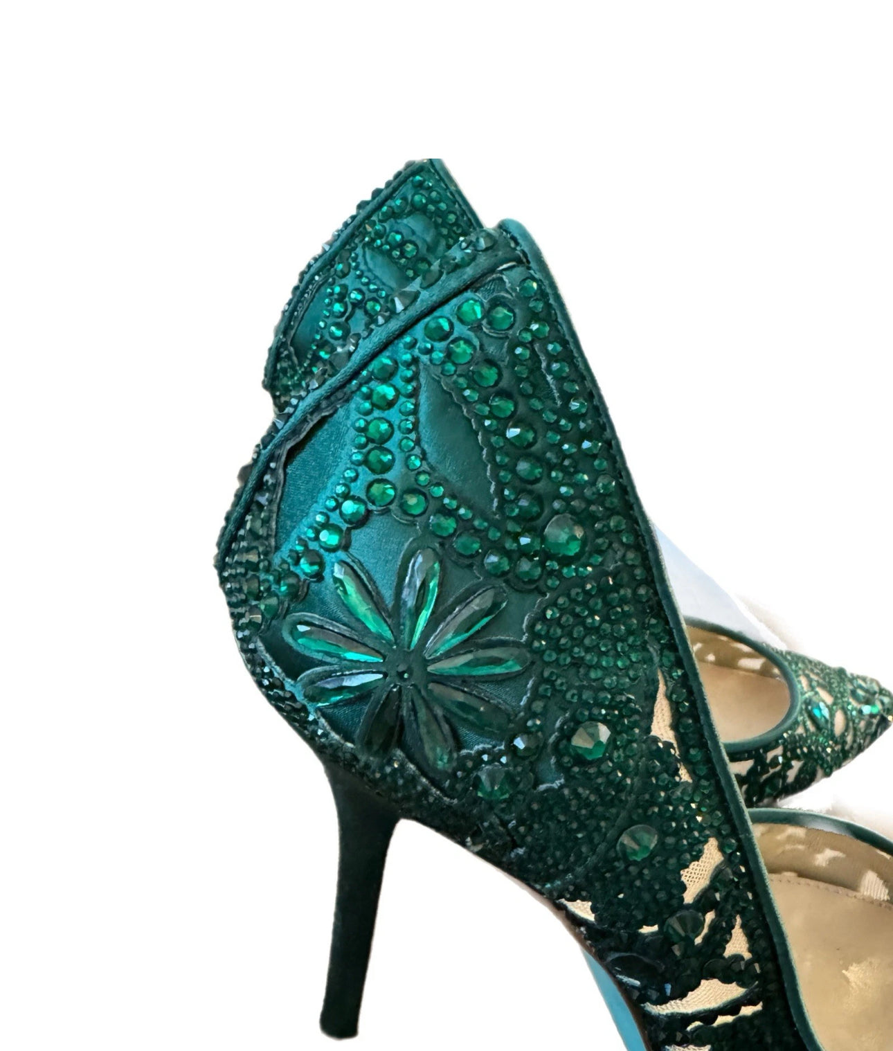 Betsey Johnson Blue Bottom Green Crystal Beaded d’Orsay Pumps Showstopper Heels Sz 8.5