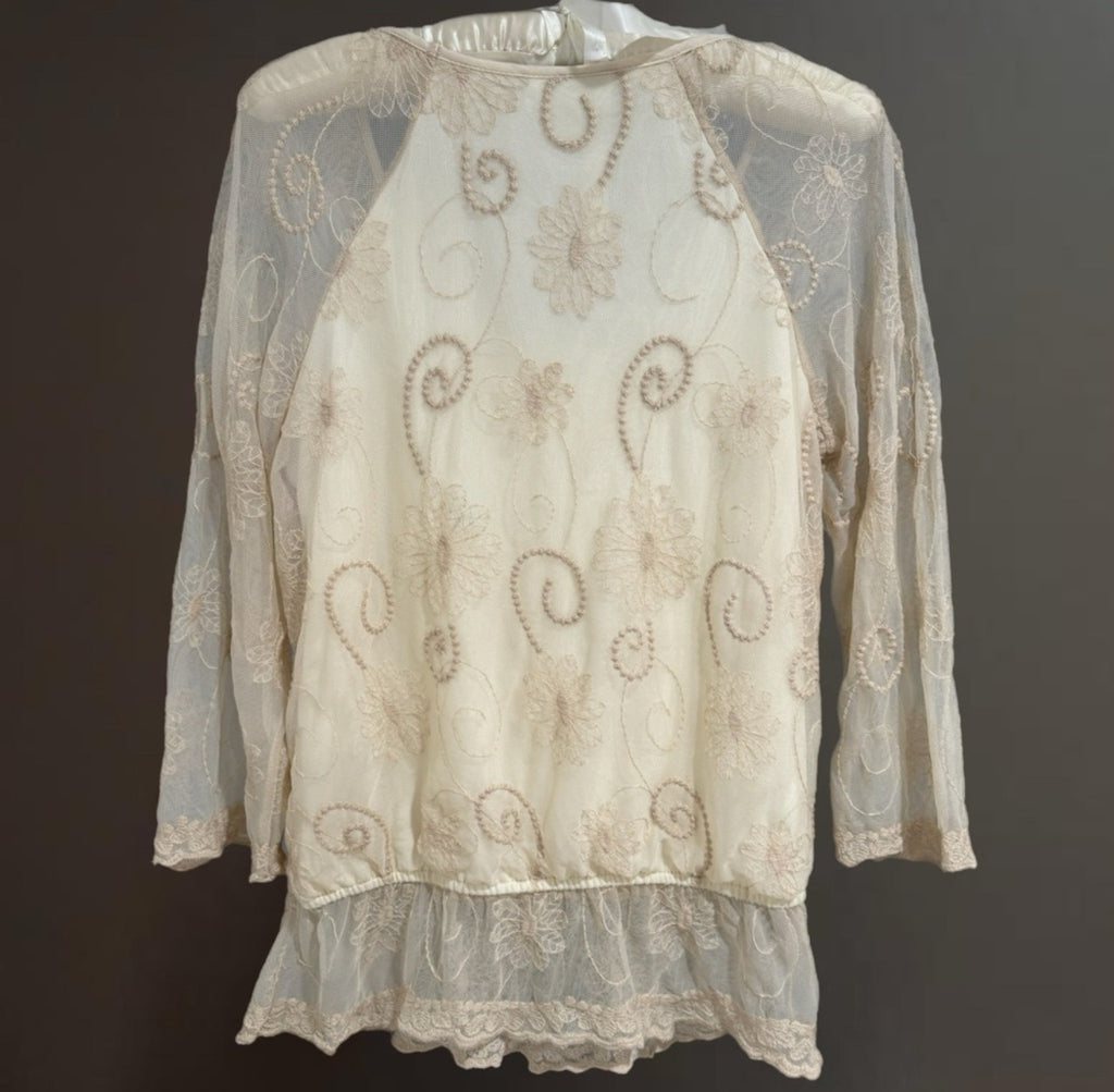 Y2K DRESS BARN Lace Romantic Whimsical Cream Floral Embroidered Blouse Sz M